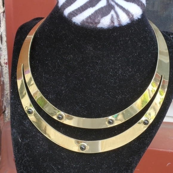 Brassy small stud choker‎  NWT - Picture 2 of 6